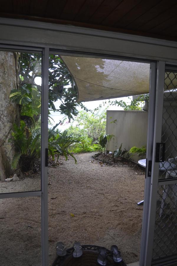Seachange Lodge Port-Vila Extérieur photo