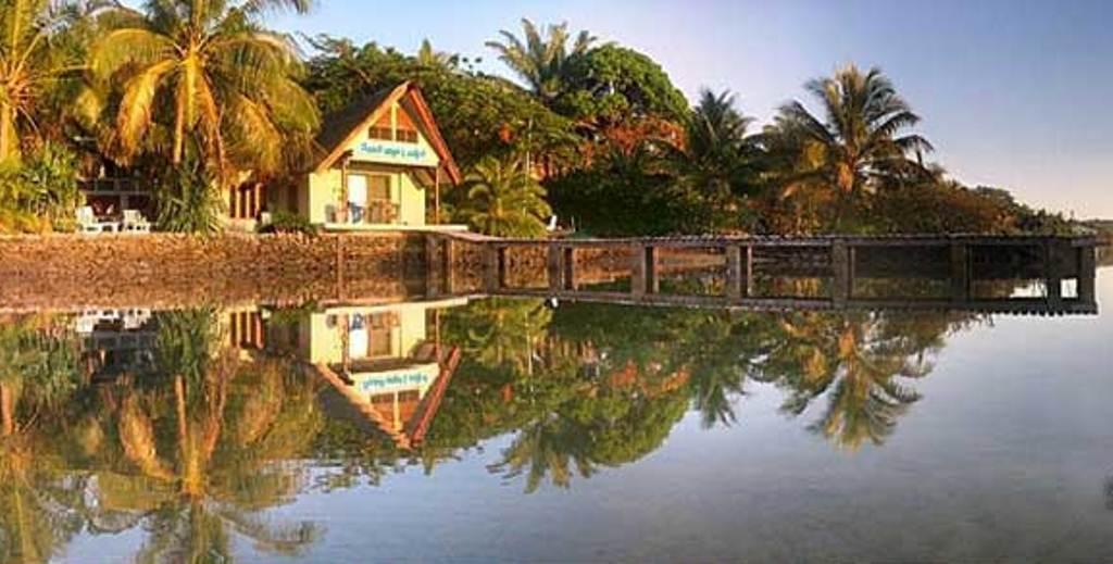 Seachange Lodge Port-Vila Extérieur photo