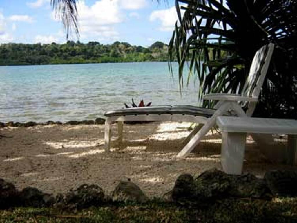 Seachange Lodge Port-Vila Extérieur photo